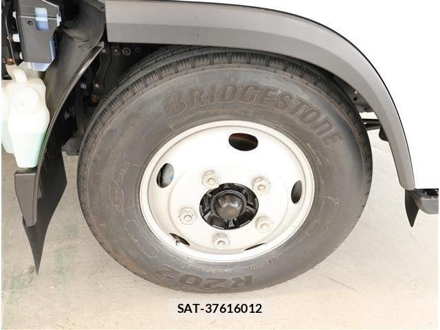 Nissan ATLAS 2023-07 8870421-26