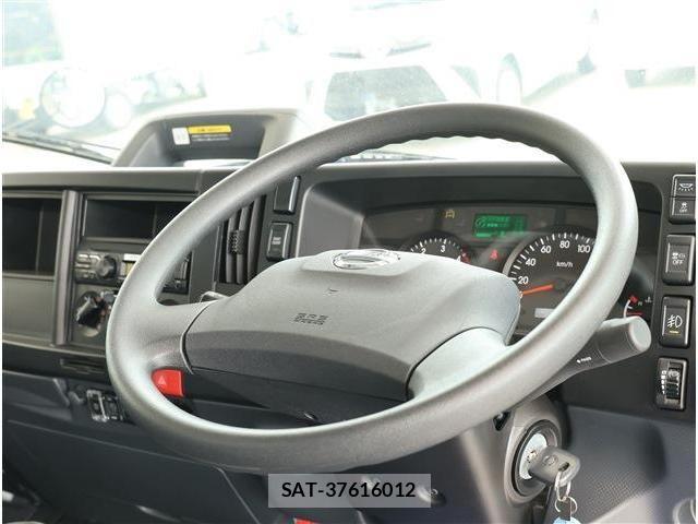 Nissan ATLAS 2023-07 8870421-27