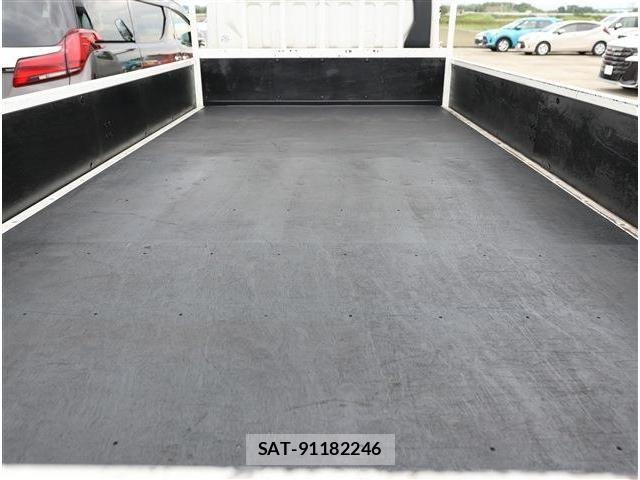 Nissan ATLAS 2016-03 8870423-18