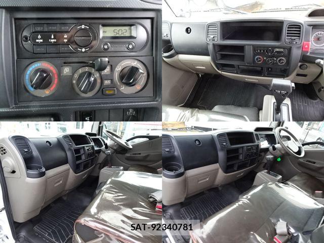 Nissan ATLAS 2018-03 8870420-16