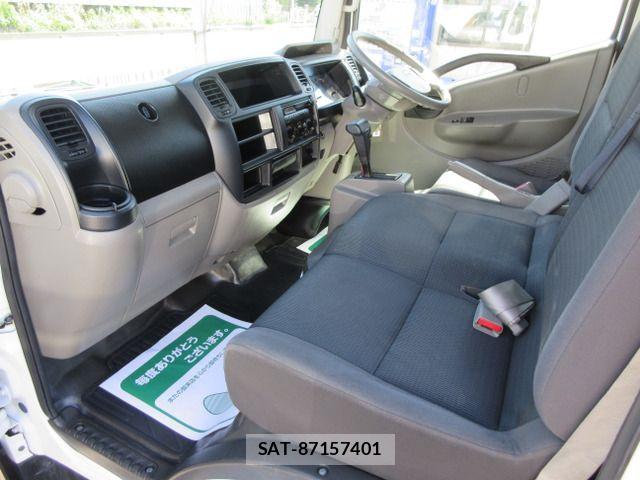 Nissan ATLAS 2016-06 8878709-11