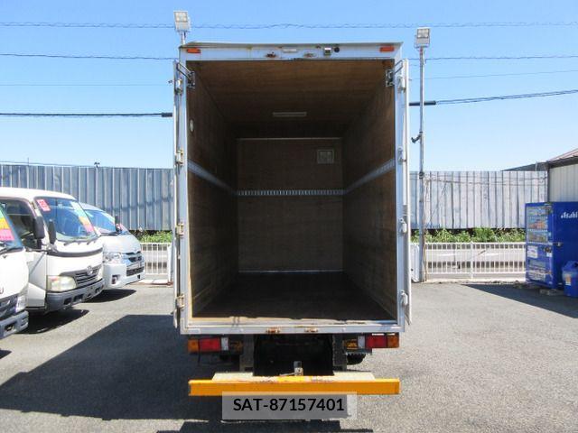 Nissan ATLAS 2016-06 8878709-19