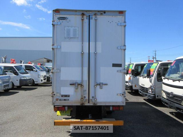 Nissan ATLAS 2016-06 8878709-2