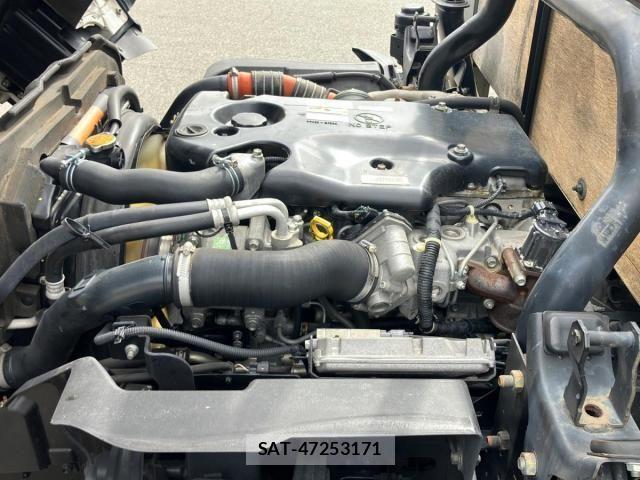 Nissan ATLAS 2008-04 8878711-15