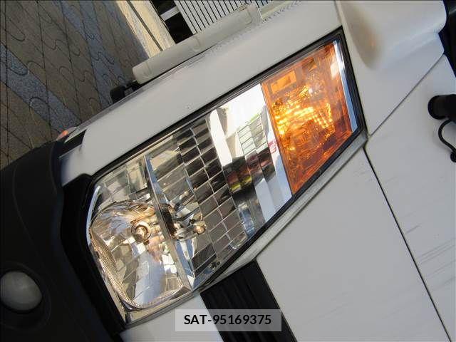 Nissan ATLAS 2009-03 5860284-25