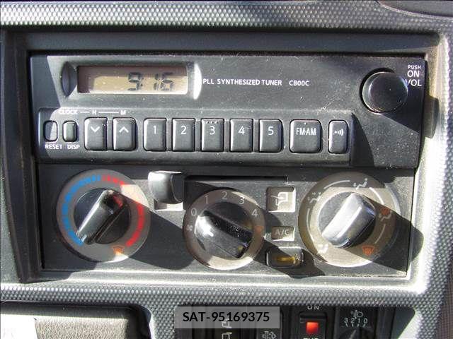 Nissan ATLAS 2009-03 5860284-3