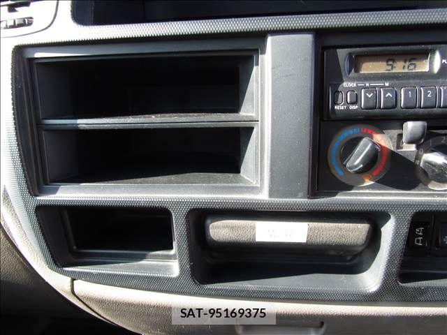 Nissan ATLAS 2009-03 5860284-6
