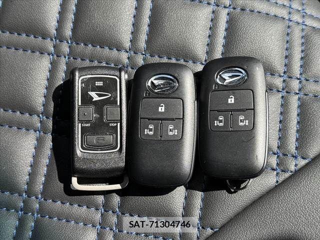 Daihatsu ATRAI 2023-04 8883307-6