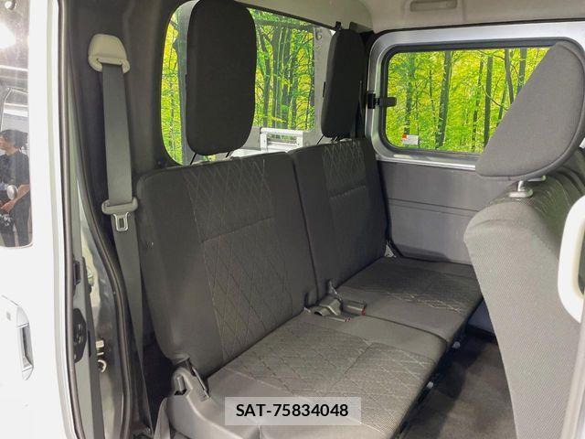 Daihatsu ATRAI 2022-03 7452934-8