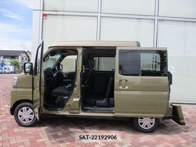 Daihatsu ATRAI 2026-05 8034436-14