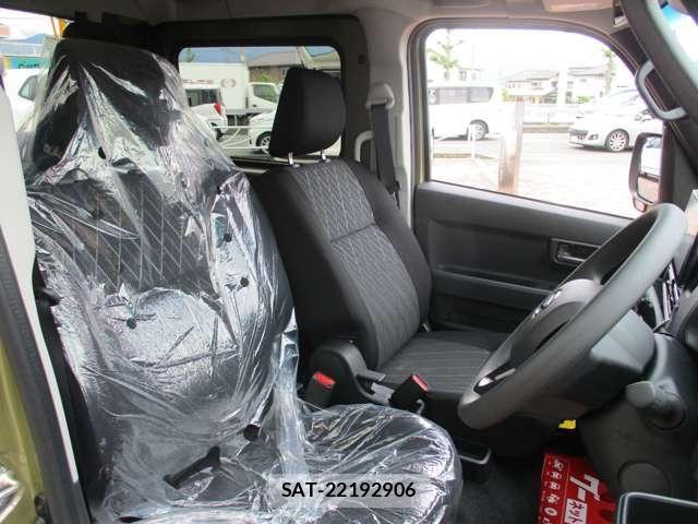 Daihatsu ATRAI 2026-05 8034436-19
