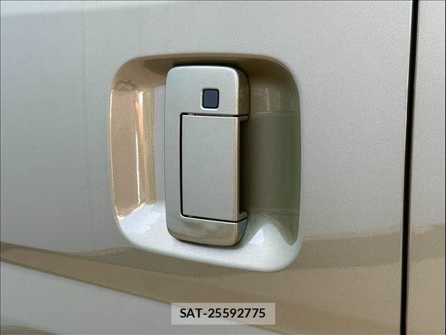 Daihatsu ATRAI 2026-04 8098024-25