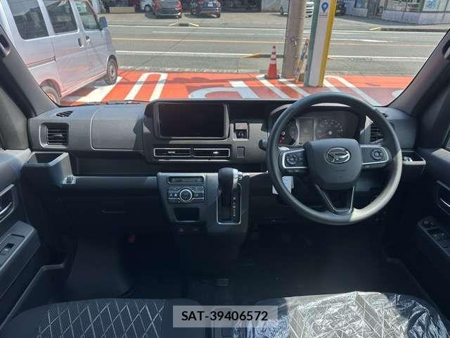 Daihatsu ATRAI 2025-09 8561166-6