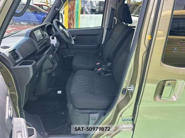 Daihatsu ATRAI 2024-06 8034439-2