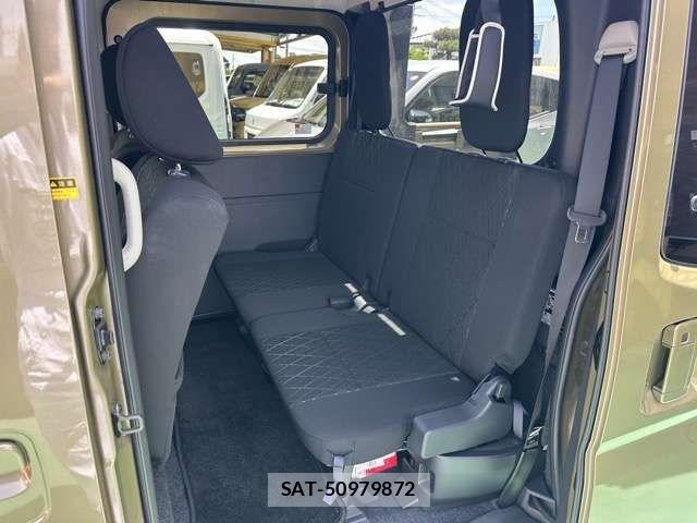 Daihatsu ATRAI 2024-06 8034439-3
