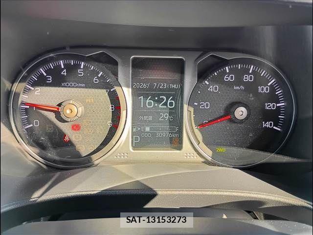 Daihatsu ATRAI 2022-07 8206332-4