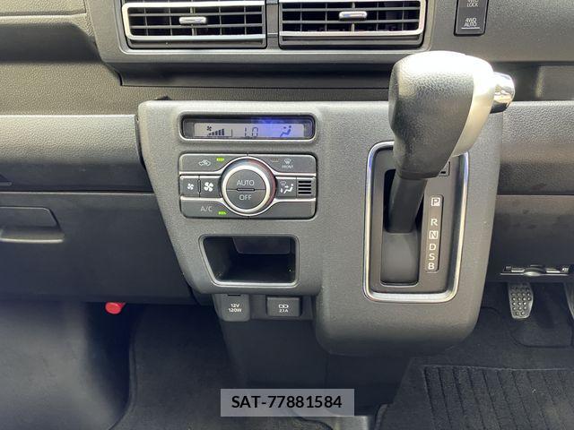 Daihatsu ATRAI 2022-02 8878714-15