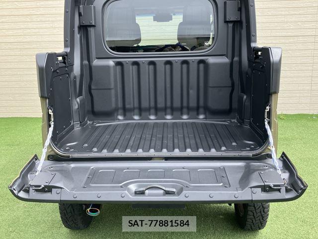 Daihatsu ATRAI 2022-02 8878714-17
