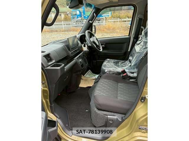 Daihatsu ATRAI 2025-12 4638029-12