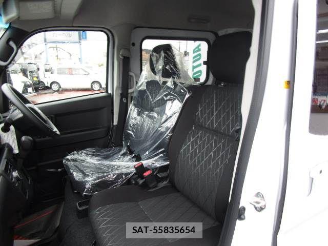 Daihatsu ATRAI 2025-10 6715639-18