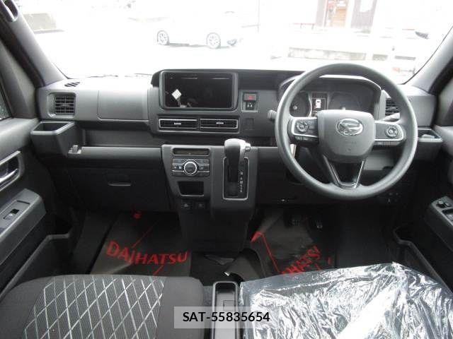 Daihatsu ATRAI 2025-10 6715639-7