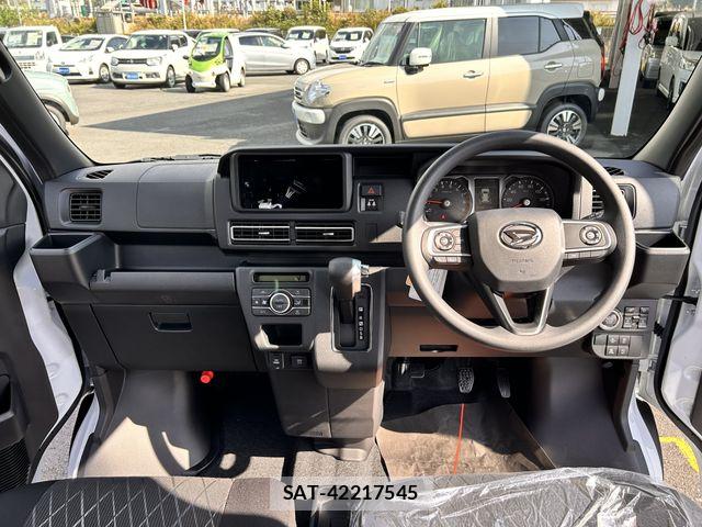 Daihatsu ATRAI 2025-10 6750889-4
