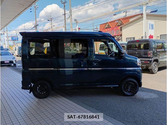 Daihatsu ATRAI 2023-08 6750890-3