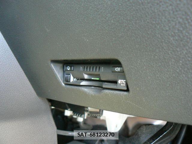 Daihatsu ATRAI 2023-01 6902140-12