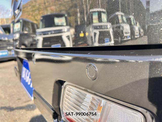 Daihatsu ATRAI 2025-12 7214949-25