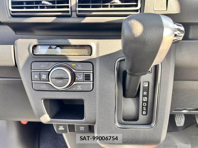 Daihatsu ATRAI 2025-12 7214949-8