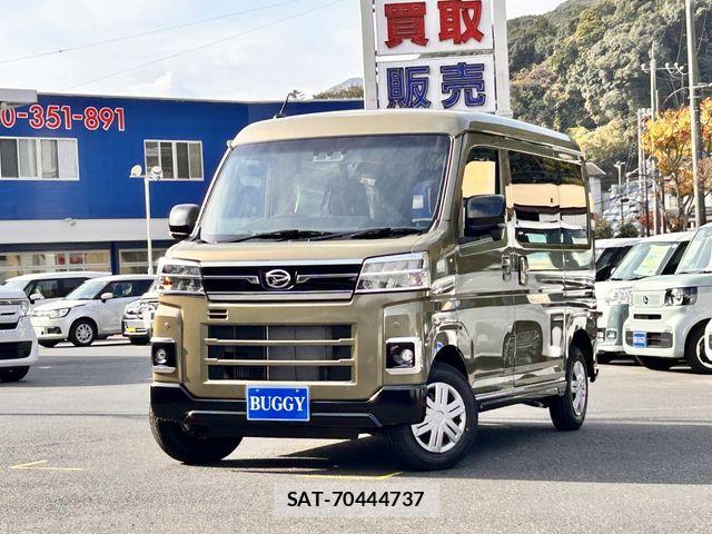 Daihatsu ATRAI 2025-11 7214950-0
