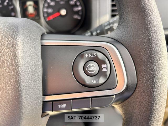 Daihatsu ATRAI 2025-11 7214950-9