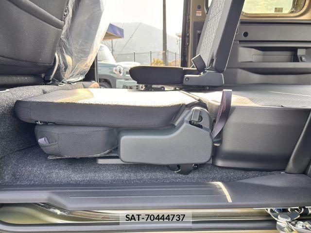 Daihatsu ATRAI 2025-11 7214950-12