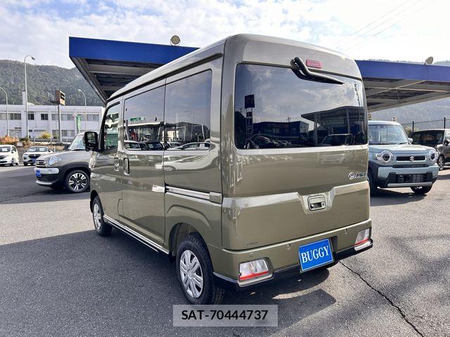 Daihatsu ATRAI 2025-11 7214950-2