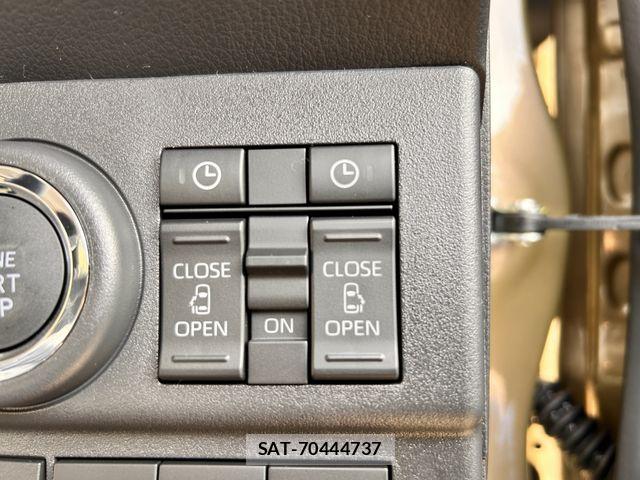 Daihatsu ATRAI 2025-11 7214950-5