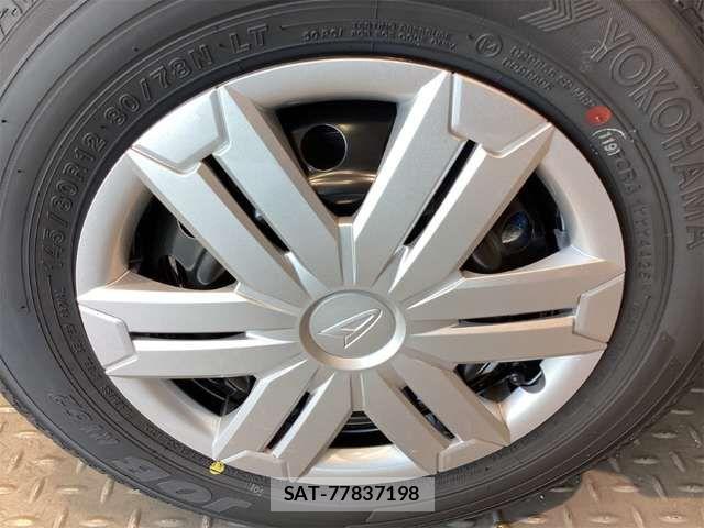 Daihatsu ATRAI 2025-11 7452939-11