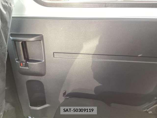 Daihatsu ATRAI 2025-11 7452938-19