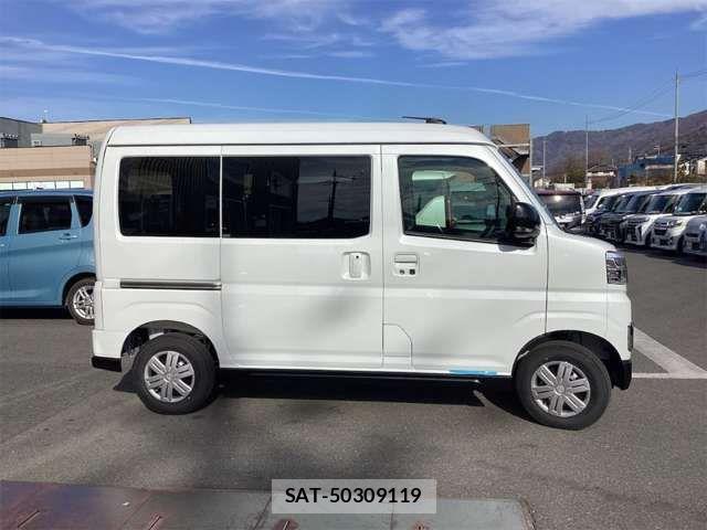 Daihatsu ATRAI 2025-11 7452938-6