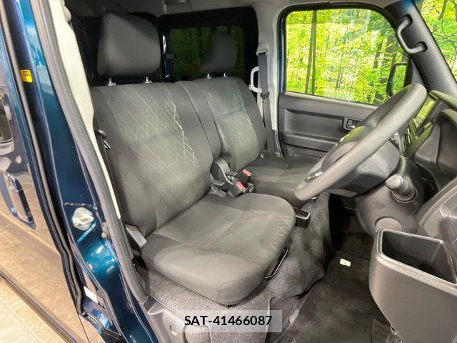 Daihatsu ATRAI 2022-08 7452940-7