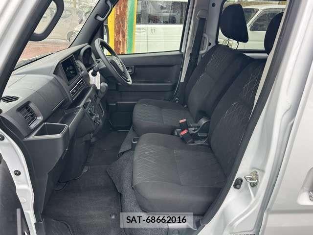 Daihatsu ATRAI 2025-08 7615023-4