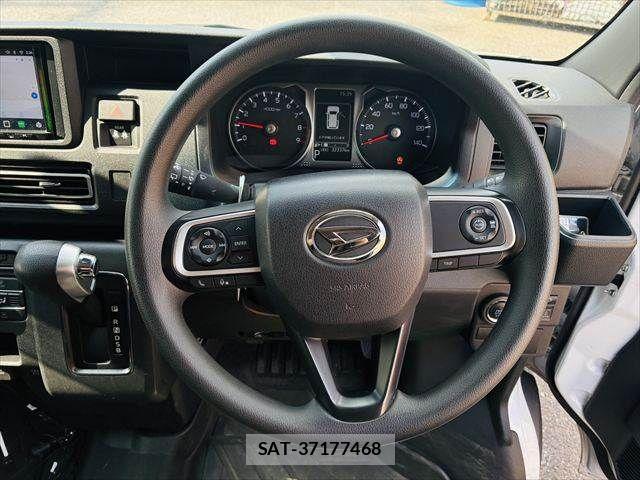 Daihatsu ATRAI 2022-01 8098027-9