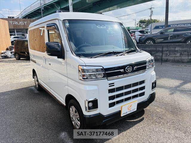 Daihatsu ATRAI 2022-01 8098027-12