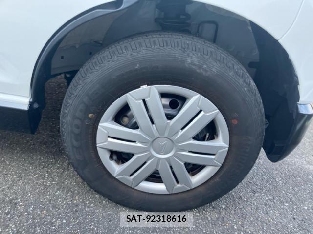 Daihatsu ATRAI 2024-01 8313072-4