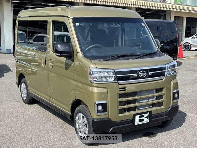 Daihatsu ATRAI 2025-03 8313071-9