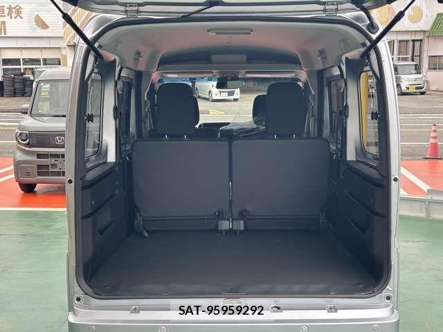 Daihatsu ATRAI 2025-06 8411237-10