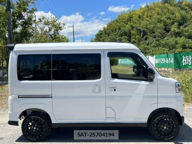 Daihatsu ATRAI 2024-07 8411236-3