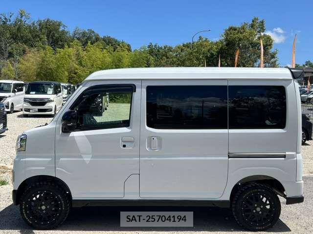 Daihatsu ATRAI 2024-07 8411236-5