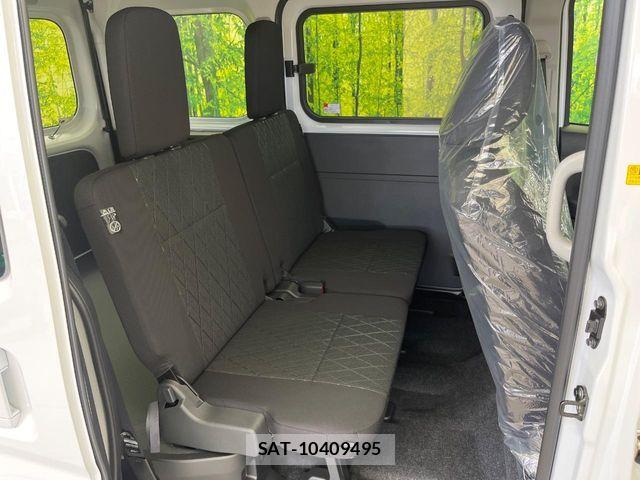 Daihatsu ATRAI 2026-06 8457044-9
