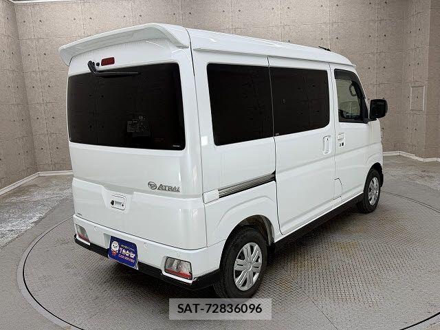 Daihatsu ATRAI 2022-01 8827875-3