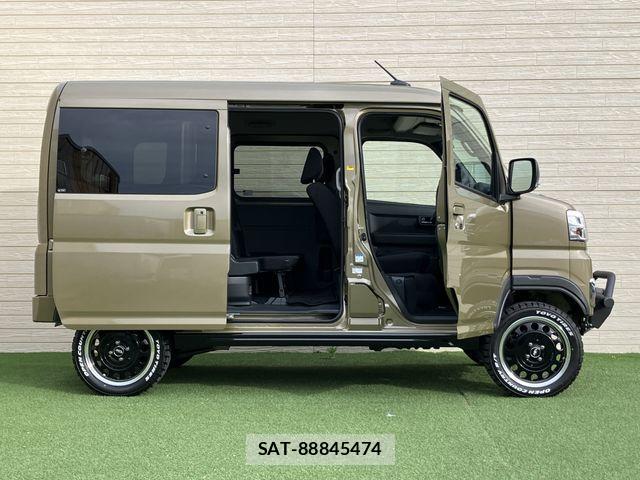 Daihatsu ATRAI 2025-09 1311767-10